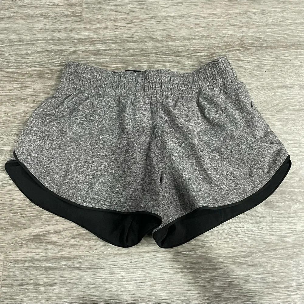Lululemon choose a side reversible 3” shorts  Heather Lux multi black 6